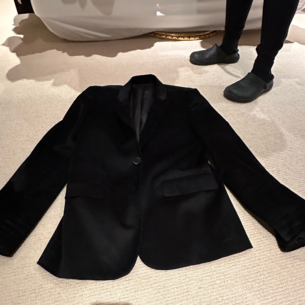Guess brand textured blazer corduroy?